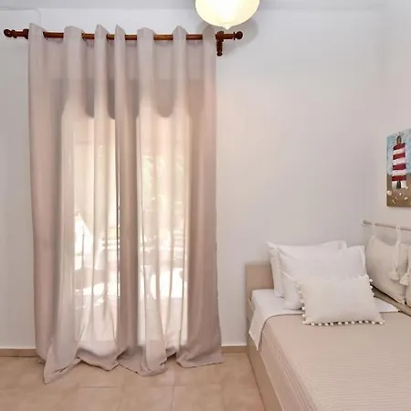 Yucca Private Pool * Палиури