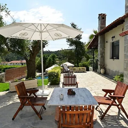 Yucca Private Pool Дом отдыха Палиури